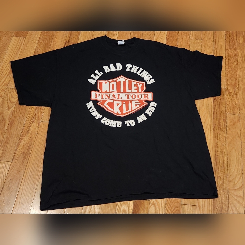 TOUR MOTLEY CRUE TSHIRT SIZE 2XL BLACK RED 2014 FINAL ALL BAD THINGS RARE SIZE